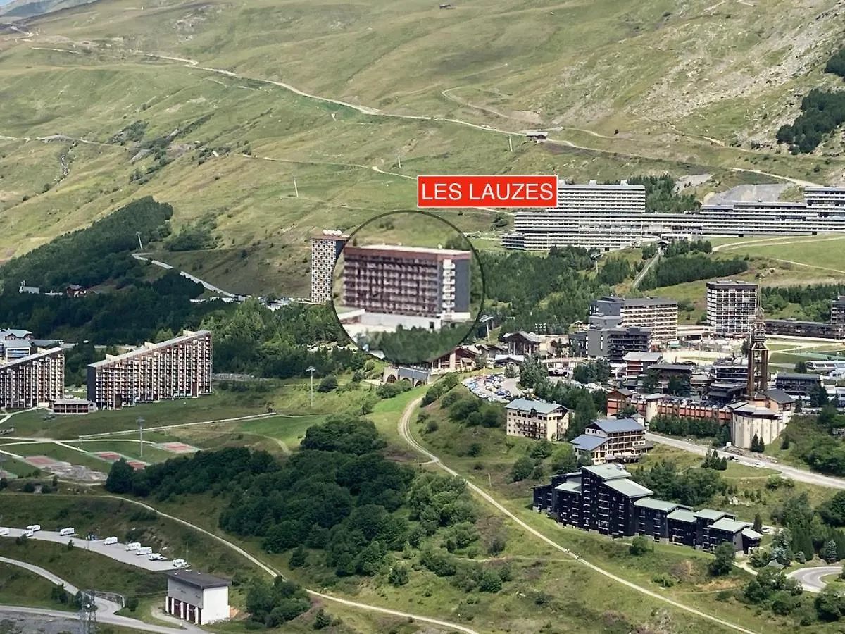 Appartement Les Menuires -Les Lauzes - Appart 2 pièces 5 pers - Balcon Sud Ouest - Ski aux pieds Saint-Martin-de-Belleville France