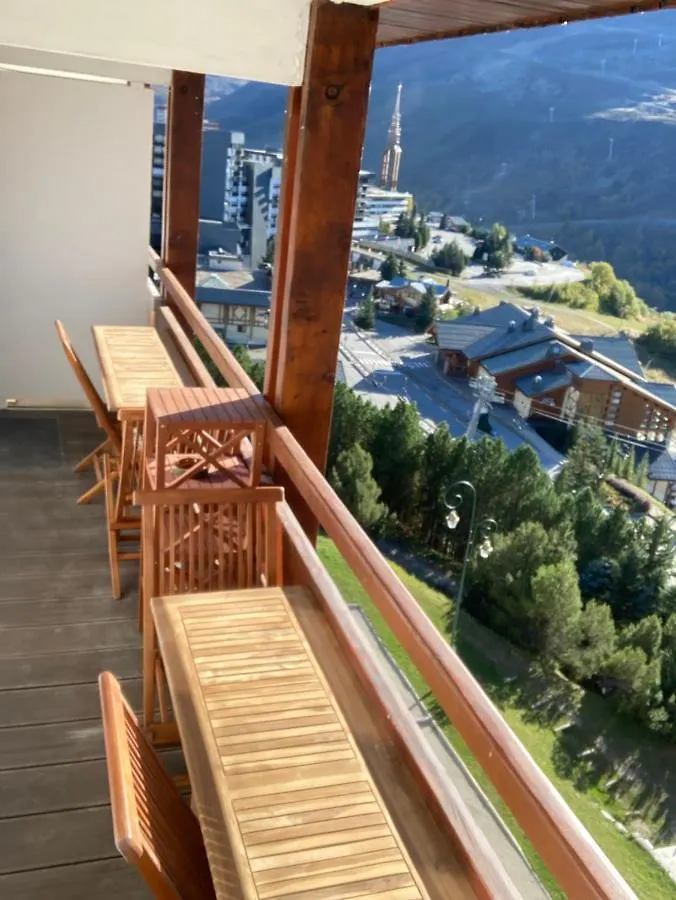 Appartement Les Menuires -Les Lauzes - Appart 2 pièces 5 pers - Balcon Sud Ouest - Ski aux pieds Saint-Martin-de-Belleville France