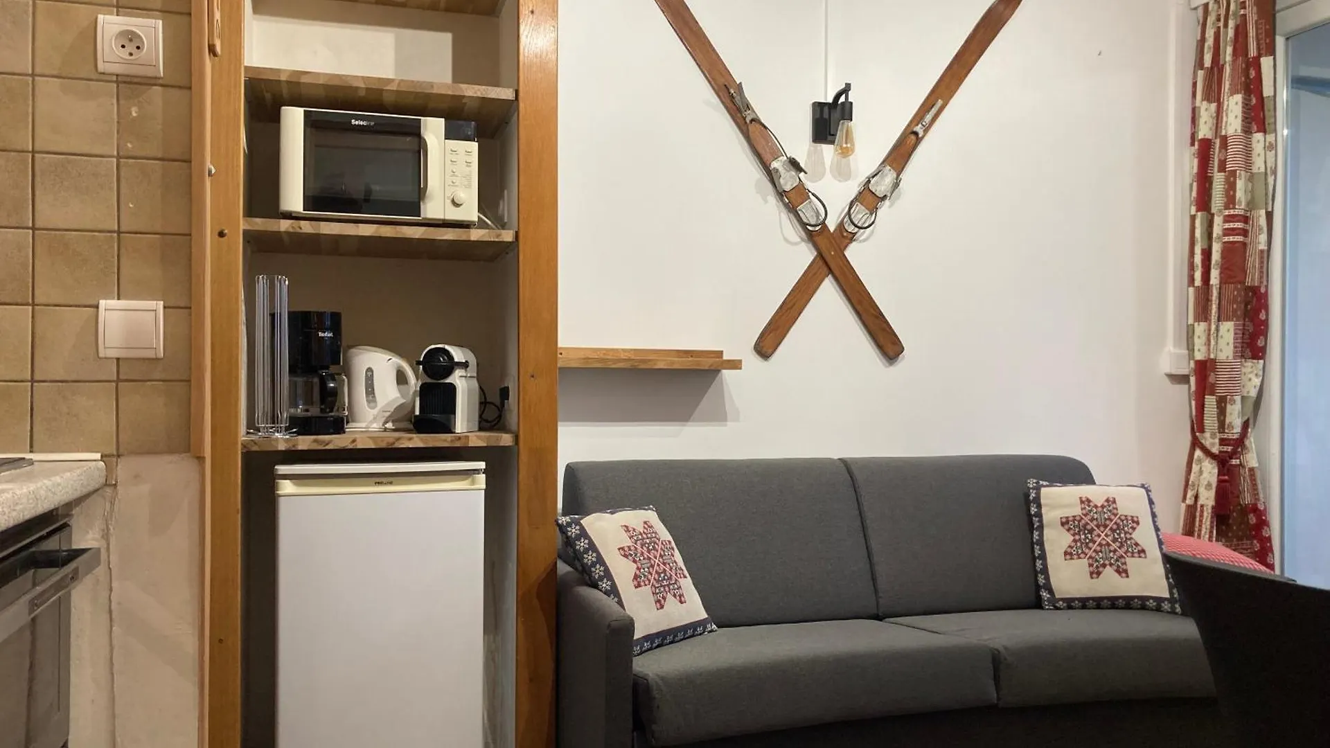 Les Menuires -Les Lauzes - Appart 2 pièces 5 pers - Balcon Sud Ouest - Ski aux pieds Saint-Martin-de-Belleville Appartement